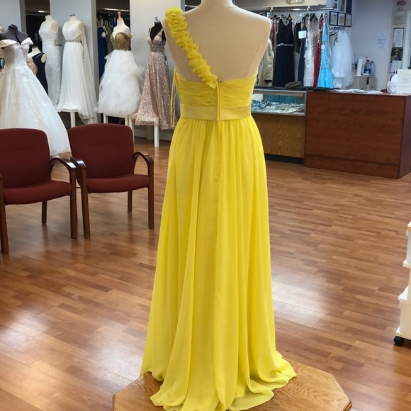 ✔️ Yellow bridesmaid dress, off the shoulder - Picture 4 of 7